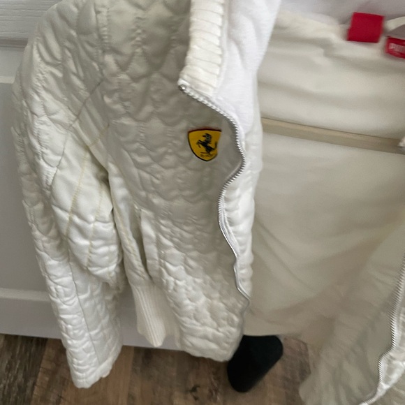 Puma jacket - Picture 2 of 4